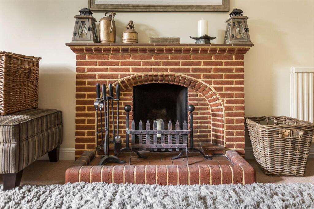 fireplace.jpg