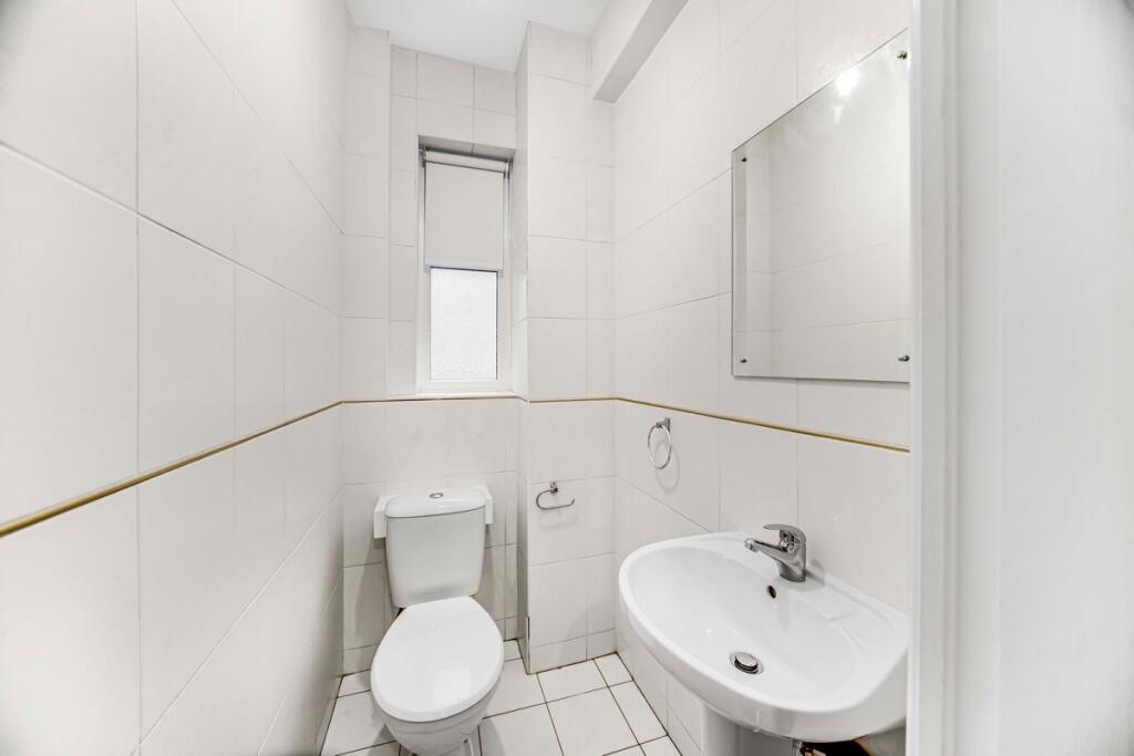 KFH_L__12_Grove_Hall