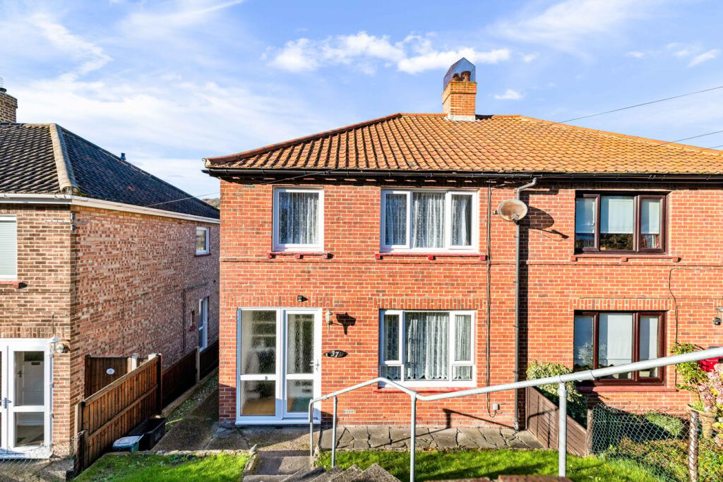 Mount Road, Dover, CT17