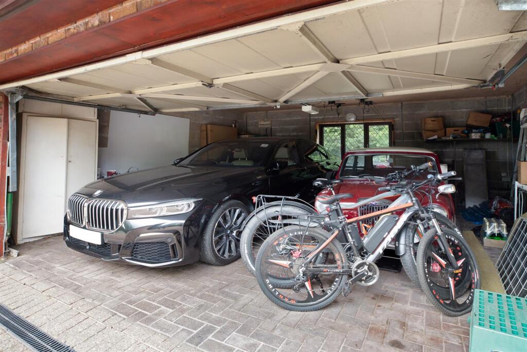 SpinnersMoon2025Spinners Moon (15)22.jpg