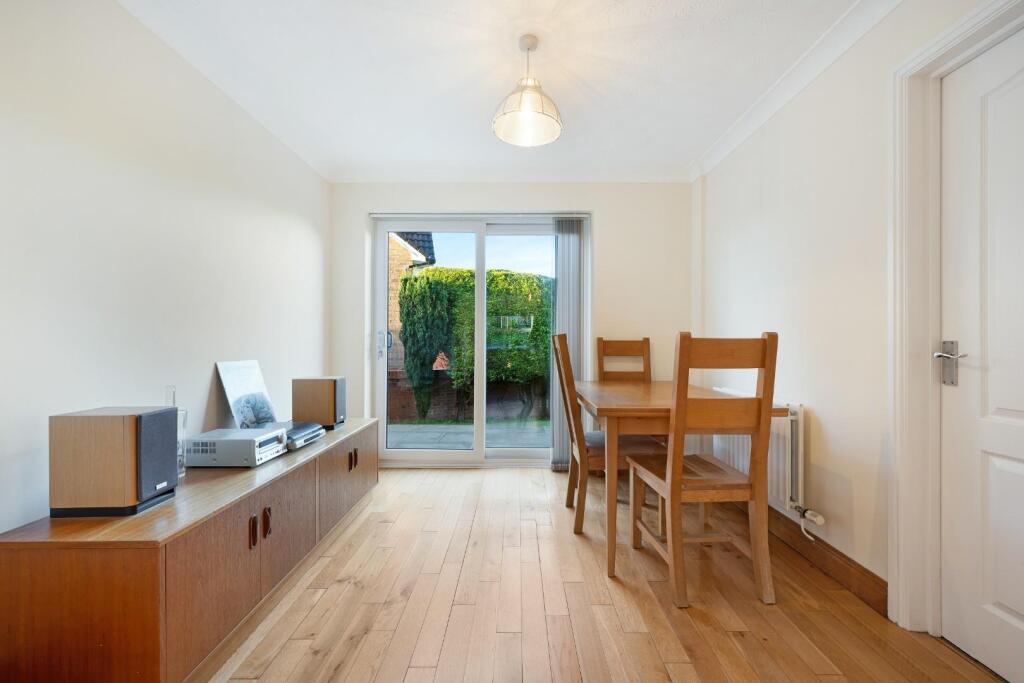 60 Saxby Avenue HDR-33.jpg