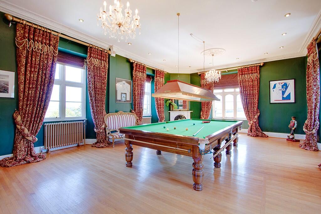 Billiard room