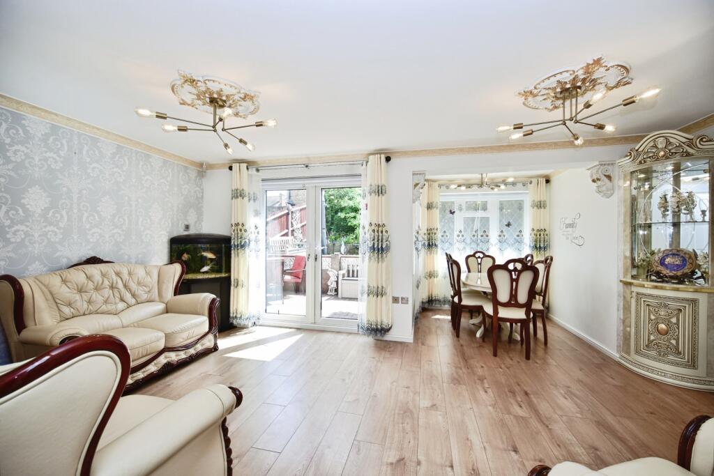 Living / Dining Room