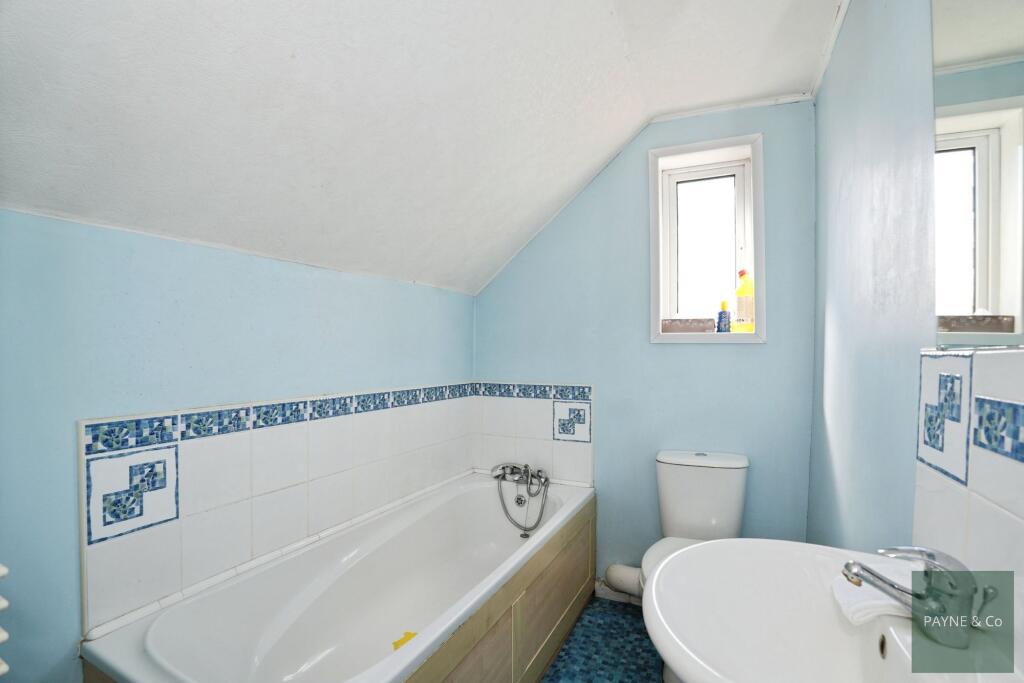 En-Suite Bathroom/WC