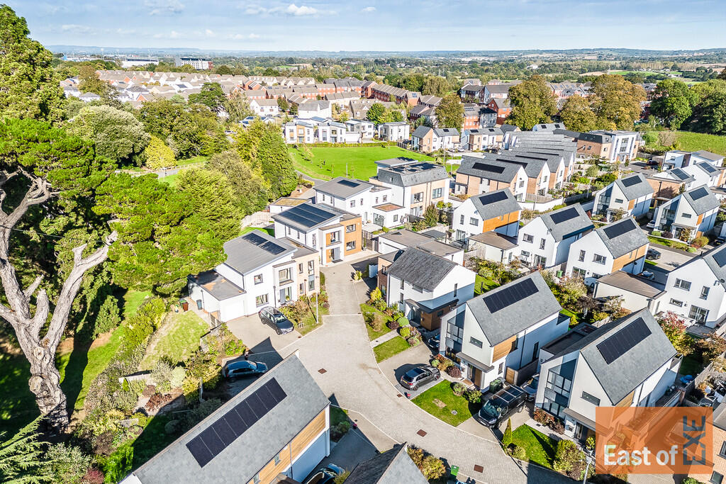 5 Catherines Clos...