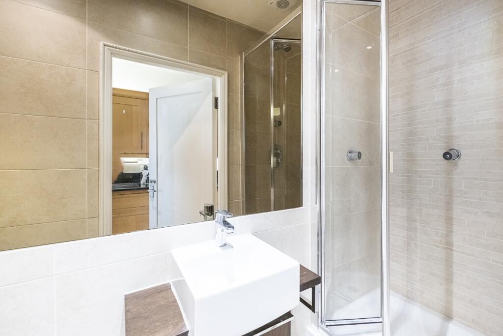 Flat-2-56-Brompto...