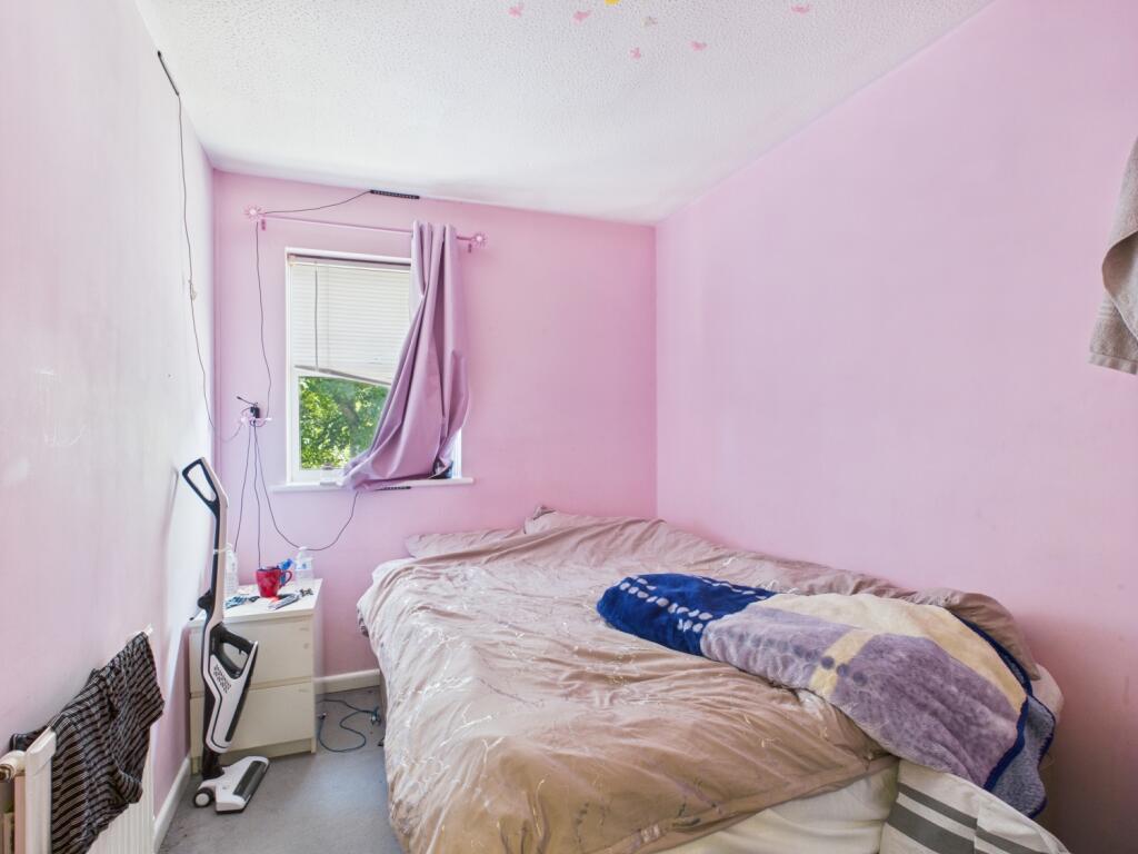 CAM03062G0-PR0192-STILL005