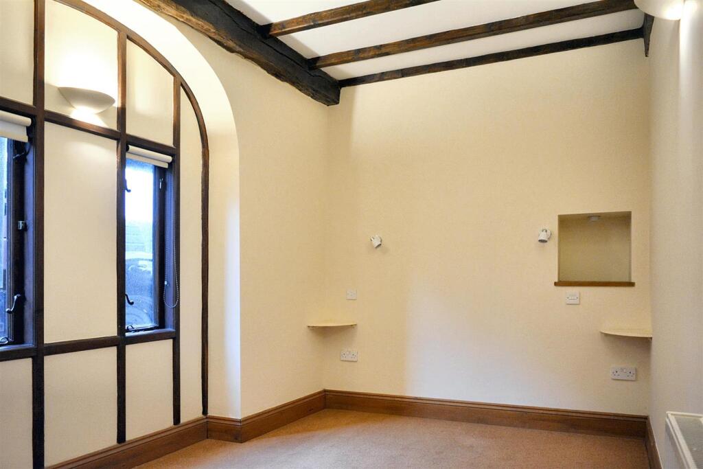 Bedroom 2.jpeg