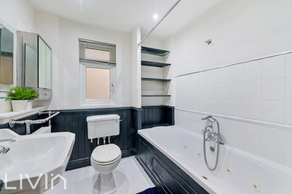 AMBERLEY GROVE, 15 (20 FROM 28)-13