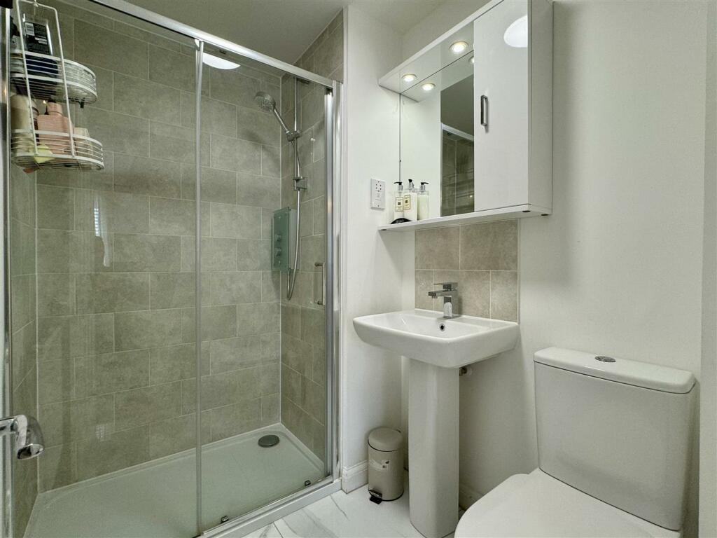 En-Suite Shower Room