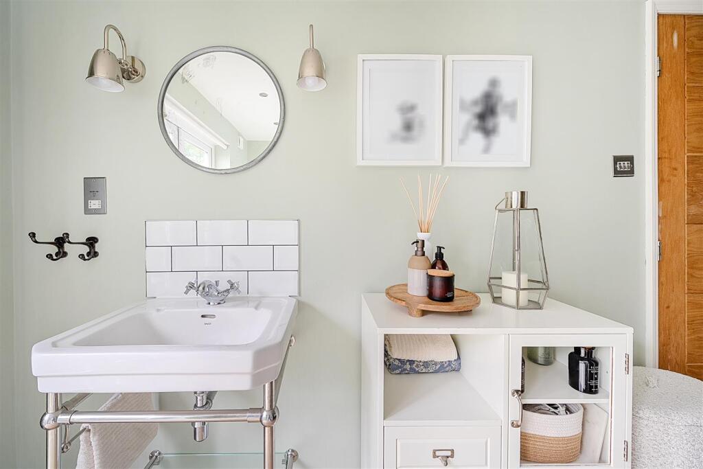 Hurley Common Hurley