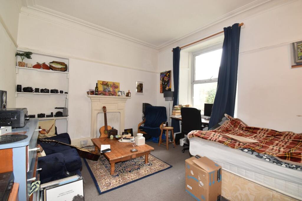 Ground floor flat (bedroom)