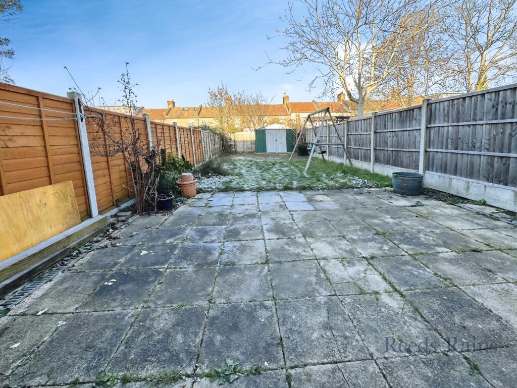 Large Rear Garden