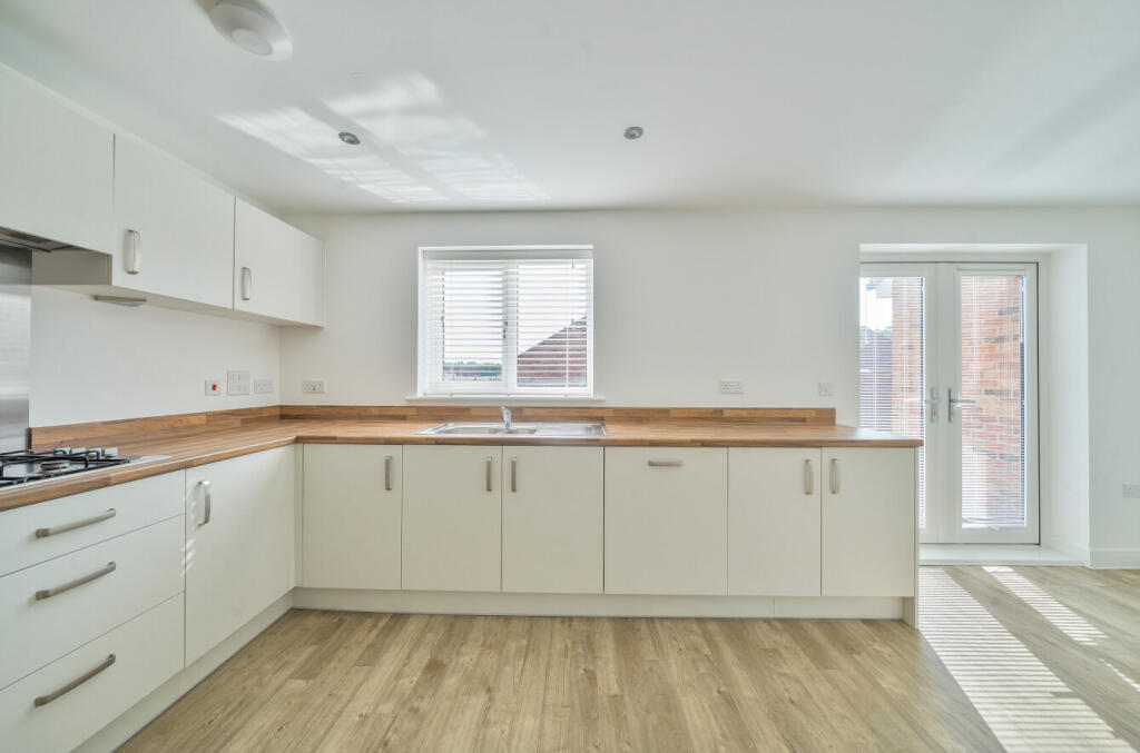 1337092-16-689b0b...