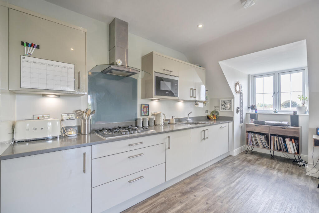 1346804-11-68c028...