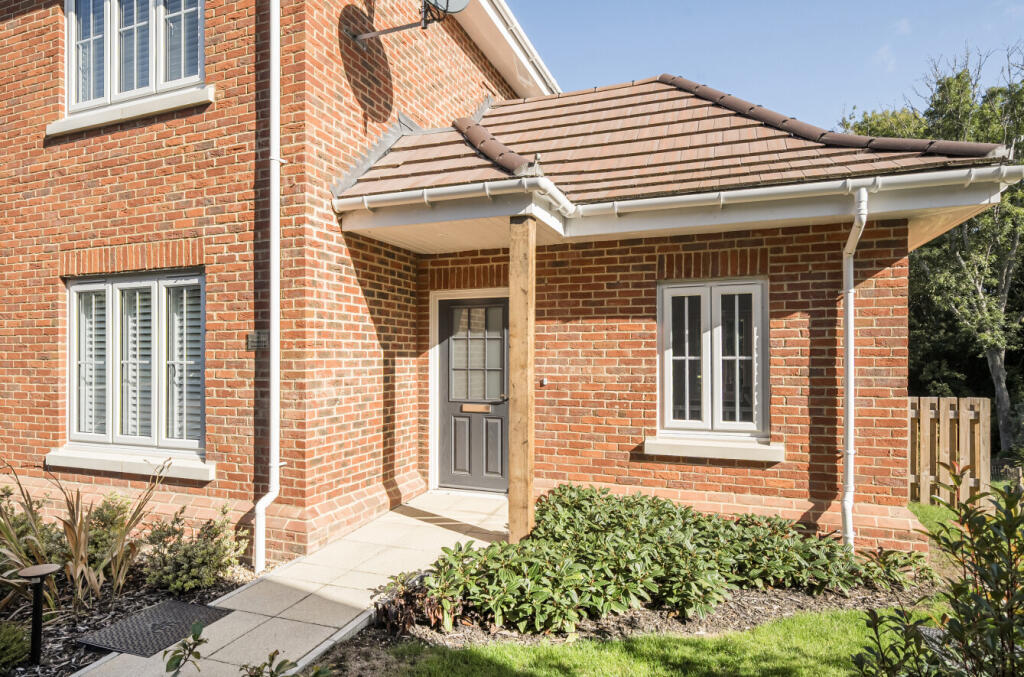 1348869-2-68bea54...