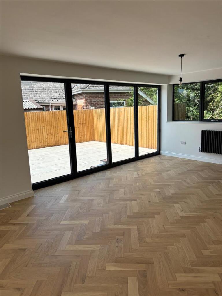 thumbnail_image002 (1).jpg