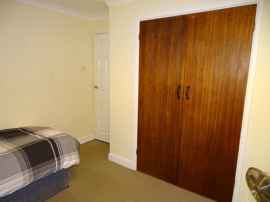 BUILT IN DOUBLE WARDROBE