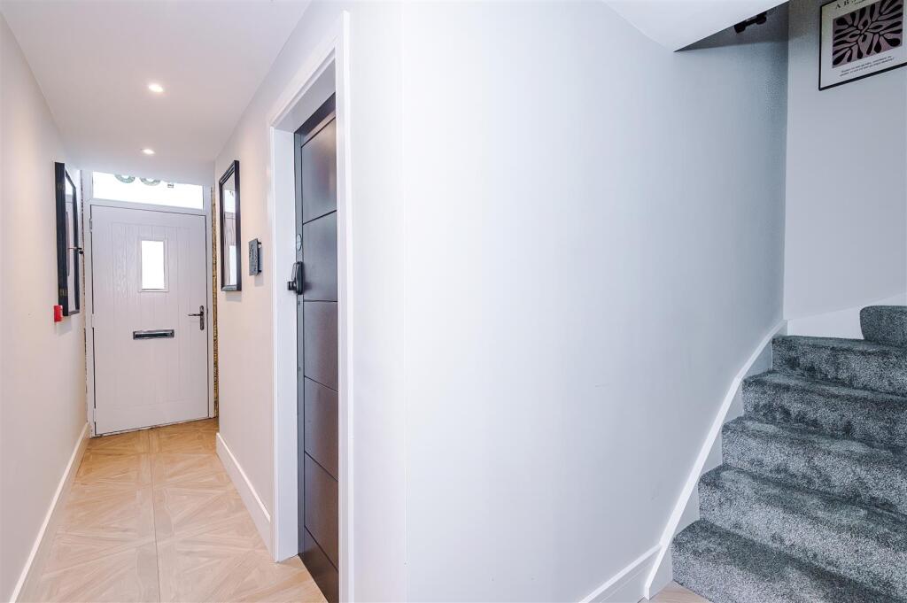 459RochdaleOldRoad-HMO-176.JPG