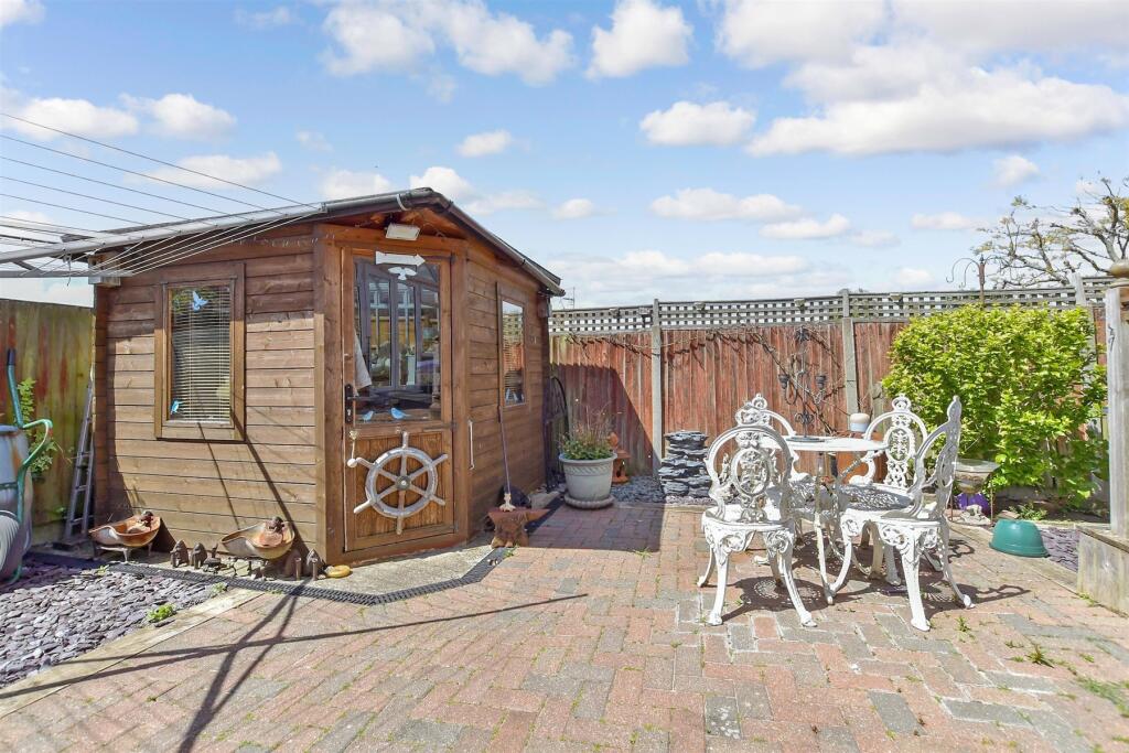 Workshop/Outbuildings