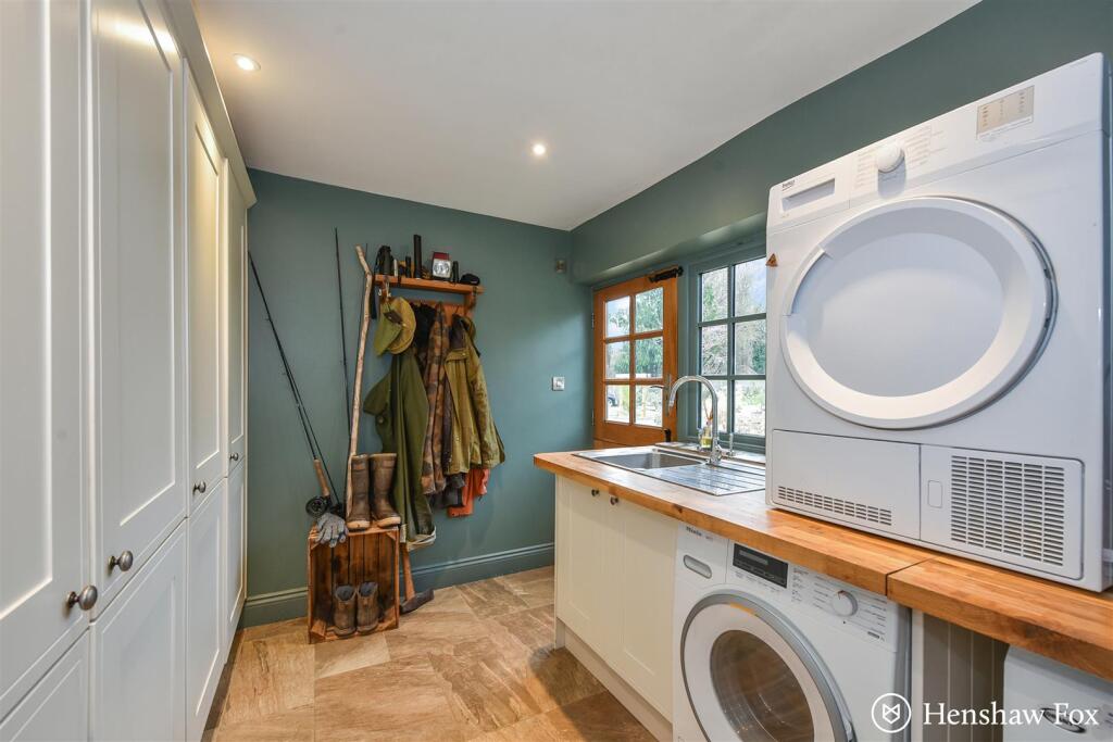 Ph13_5801350 - Copy.jpg