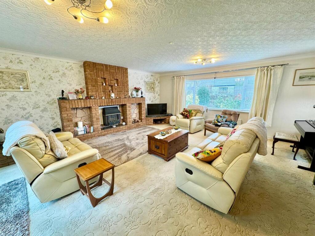 PHOTO-2025-03-17-21-51-03 (15).jpg