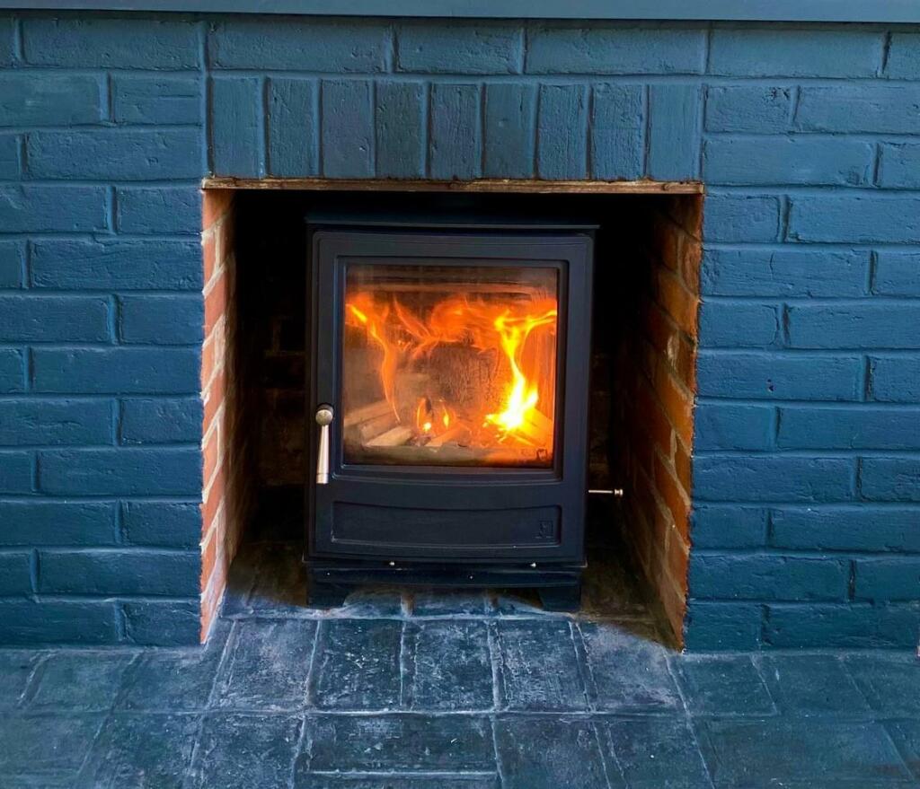 Fireplace.jpg