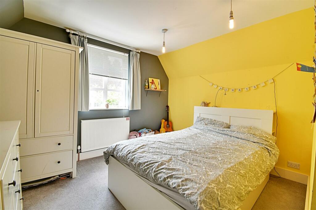 Bedroom 2.jpg