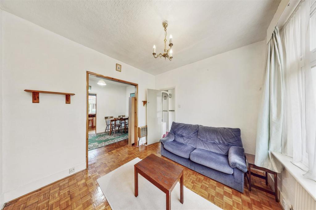 35 Charterhouse Avenue - NAe95tAunbZoJLdfnB8P.jpg