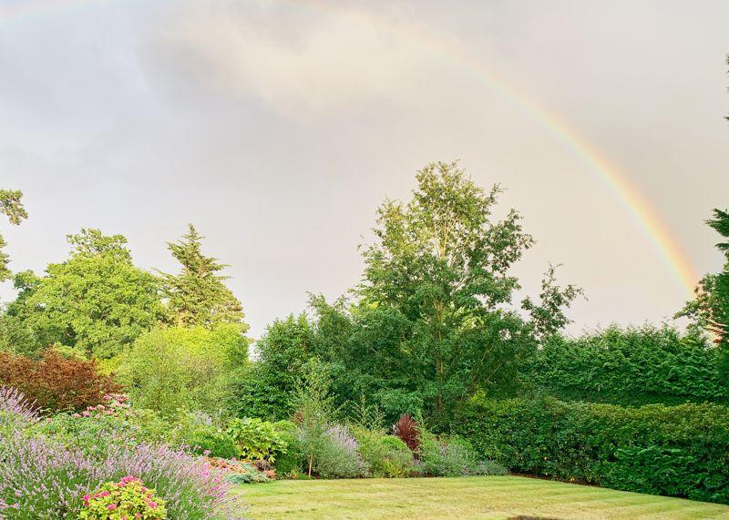 Gardens and Gr...