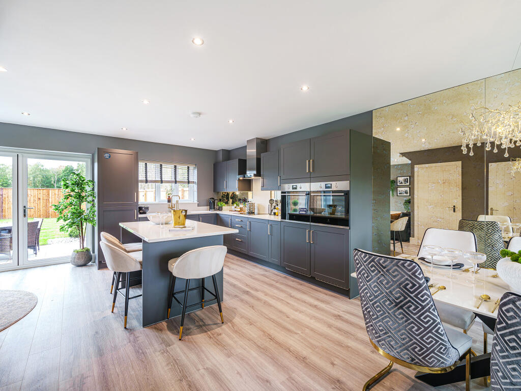 Brixham Road,
Paignton,
TQ4 7UT