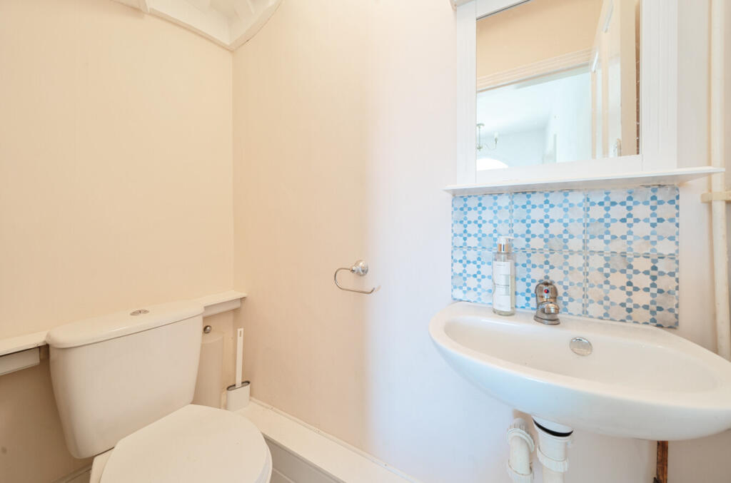 1287638-6-68277d7067a5e-ARW1287638-6-68277d7067a5e