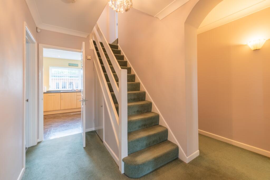 19 St Mary's Way (29)