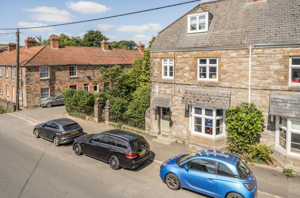 1340797-2-68a73af...