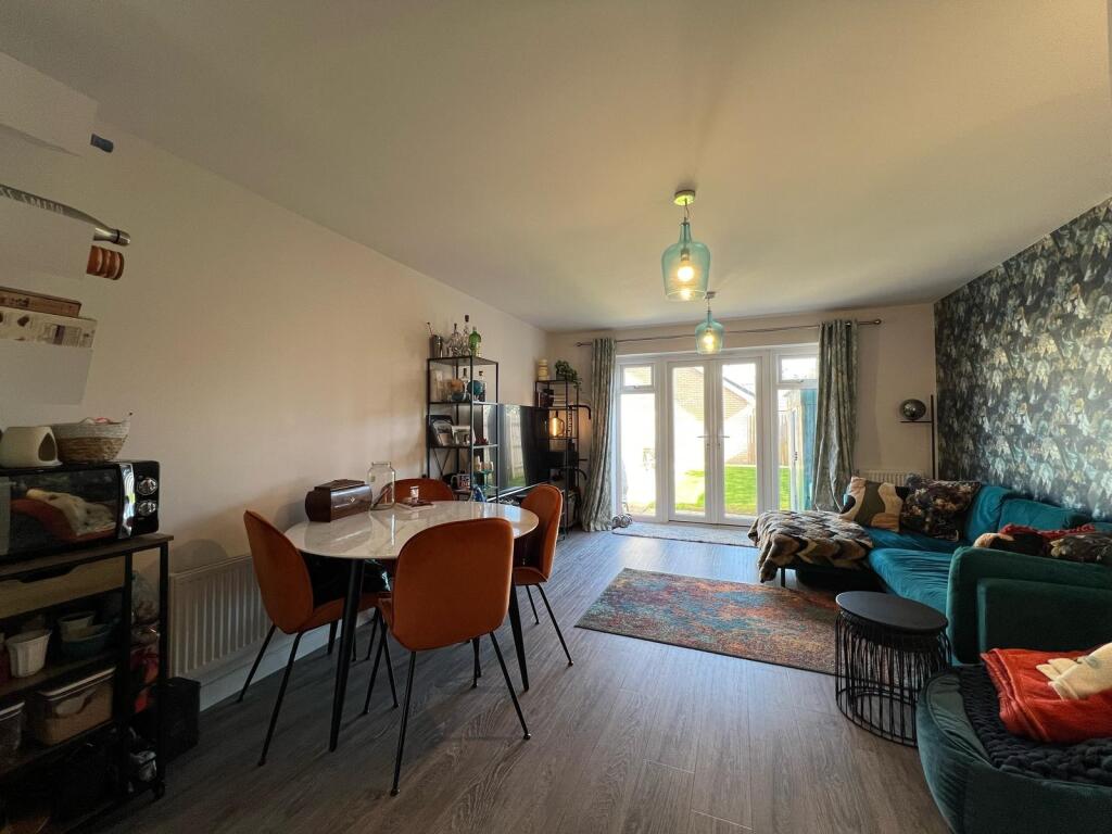 Living room 2