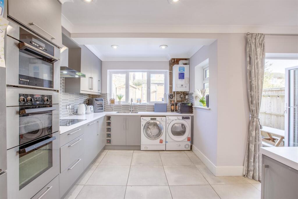 41 Columbine Road, HP15 6BS-7.jpg