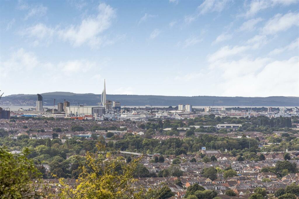 11 Hilltop Crescent, Drayton-PorticoMarketing-Sara