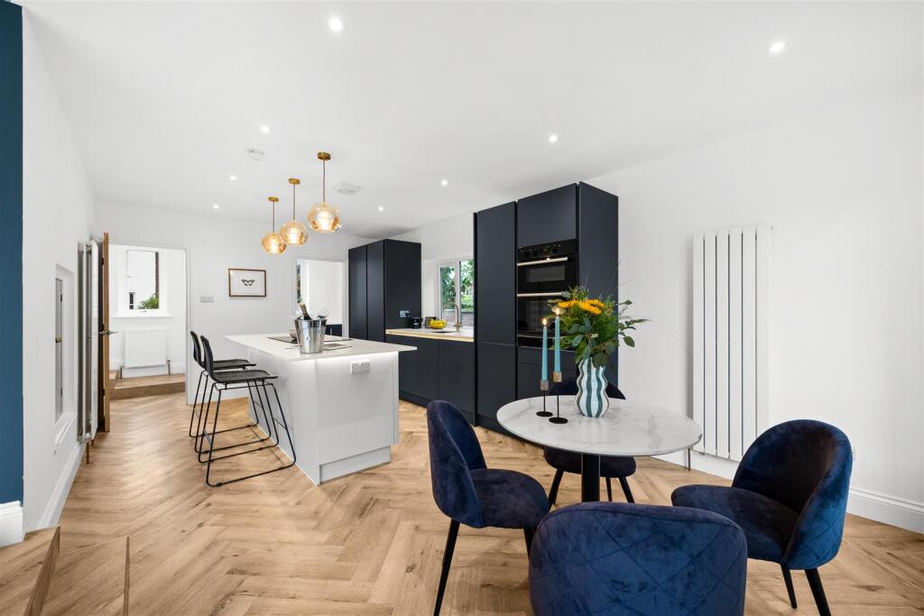 59 Fallibroome Road-56.jpg