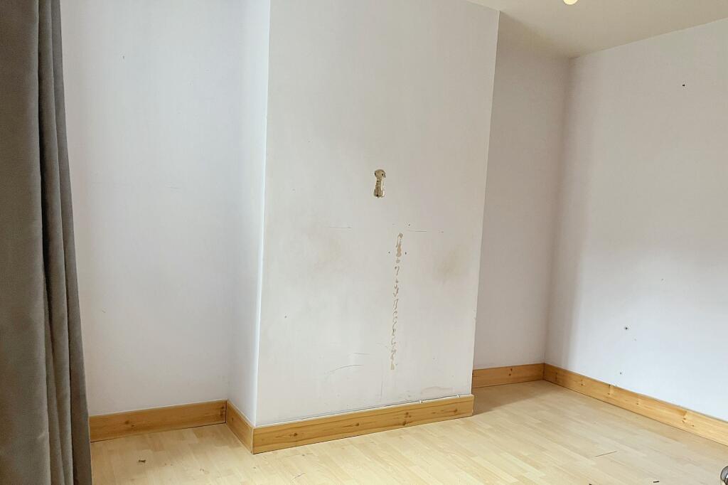 68 A &amp; B Gosberton Road, Balham SW12 8LQ