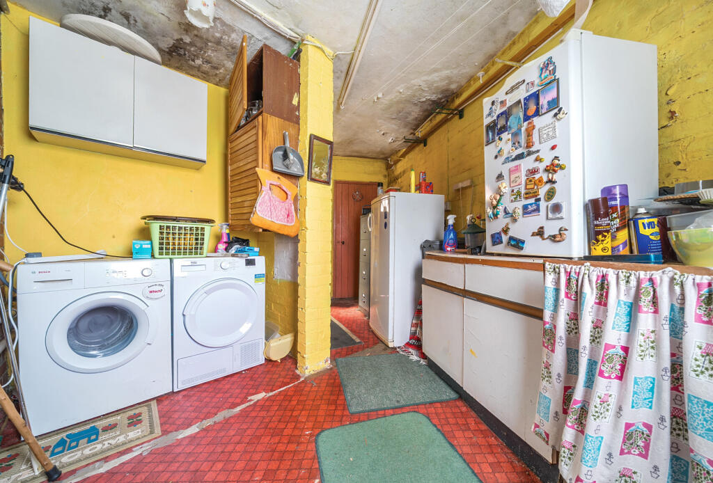 1325084-9-6875175...