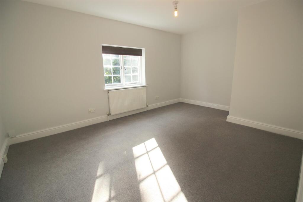 Second bedroom