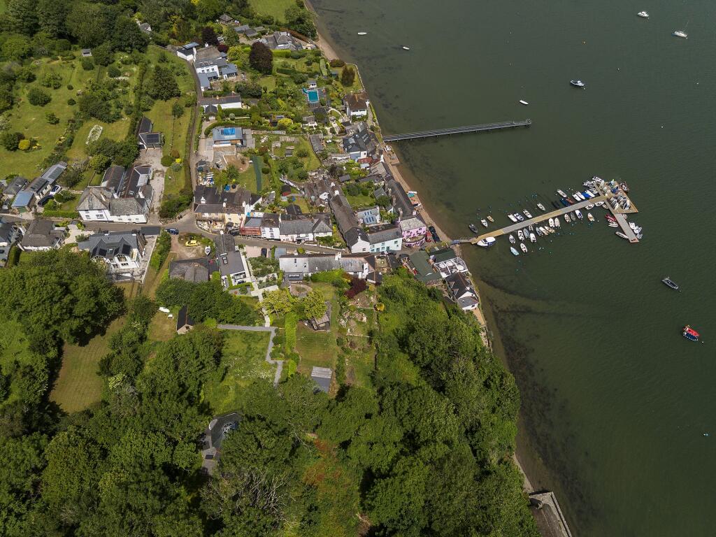 Yew Tree Cottage, Dittisham Drone