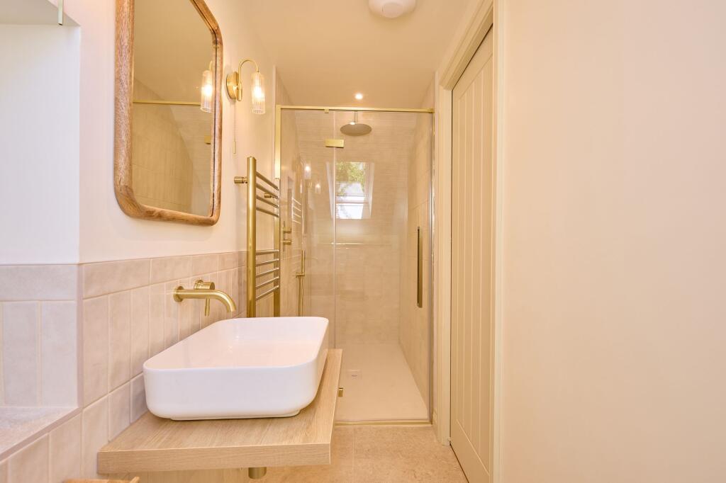 First Floor Ensuite