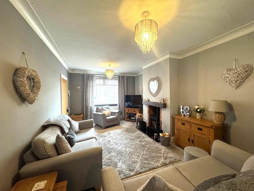 WhatsApp Image 2025-08-19 at 14.28.20 (1).jpeg