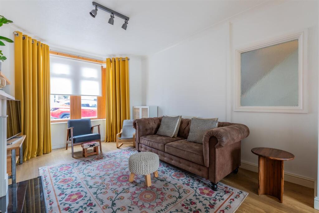 Corporation Road 163-8.jpg