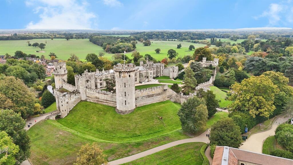 eeca825d-E-4BA4-9873-1C51DFC74244-1072-000000DC2BB