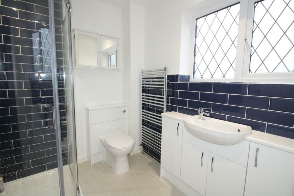 En Suite Shower