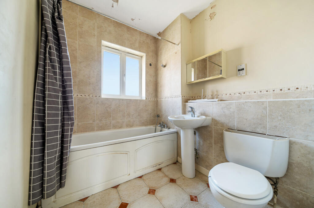 1335664-3-68927a7...