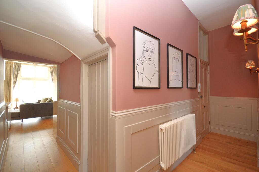 ENTRANCE HALLWAY
