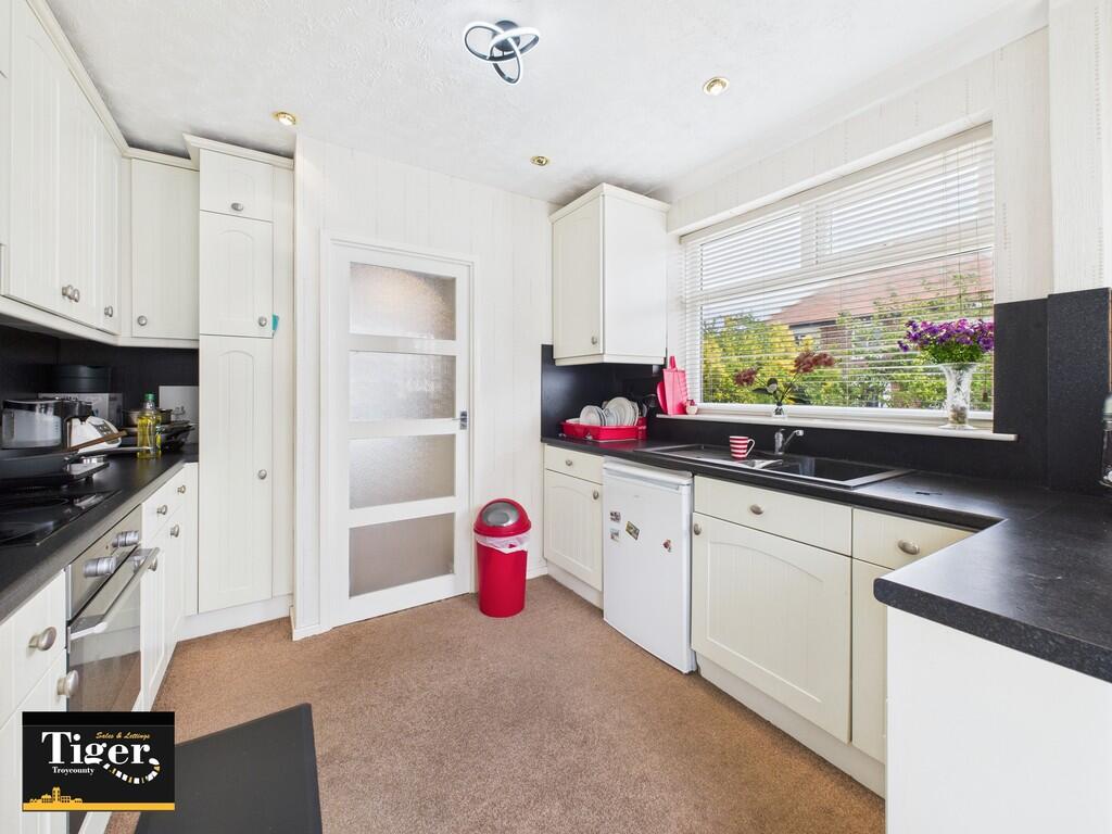 CAM03440G0-PR0384...